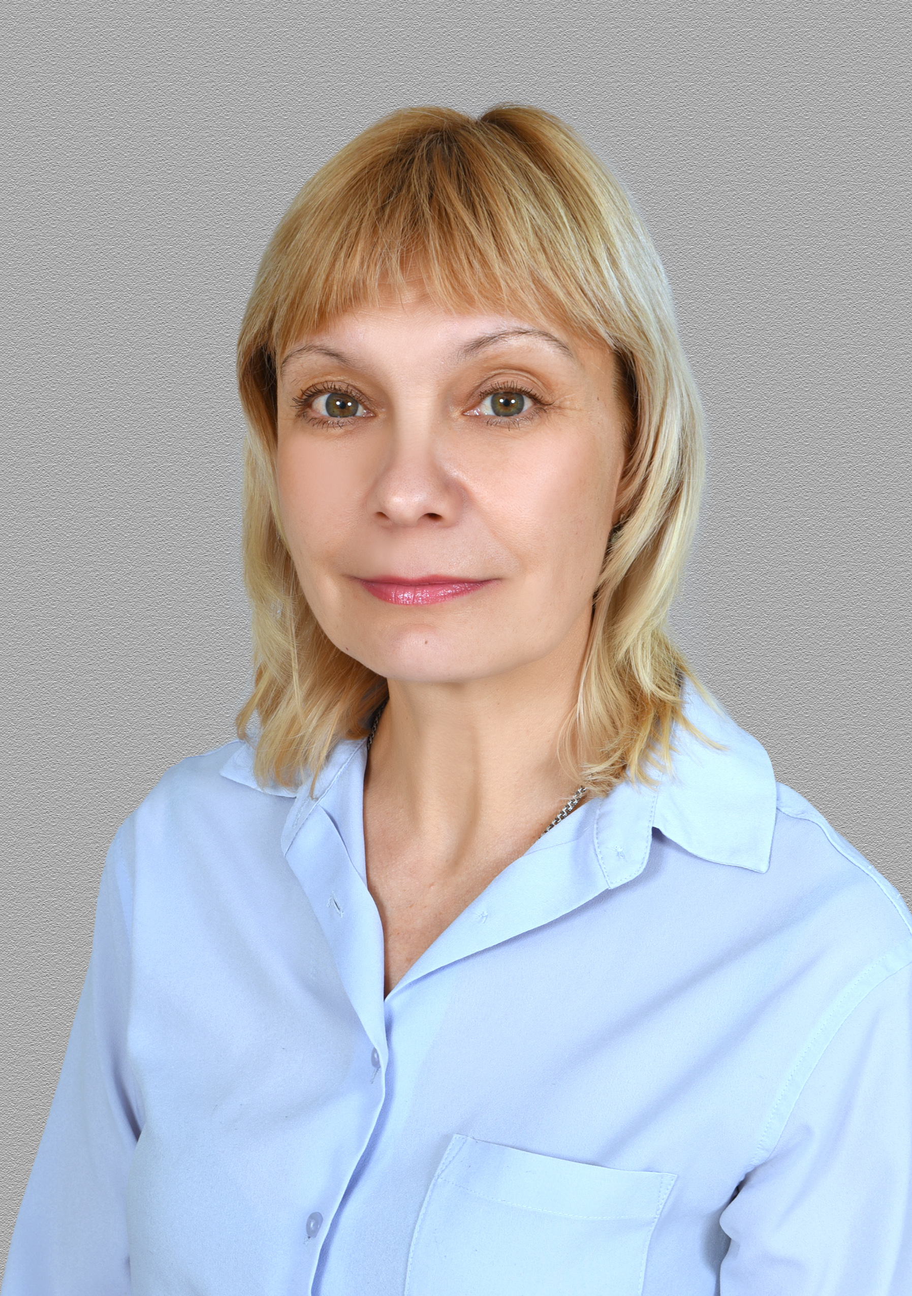 Учитель-логопед Кучеренко Марина Алексеевна.